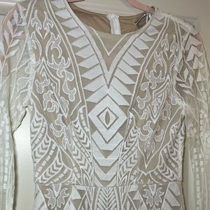 BNWT dress with beautiful pattern design